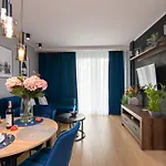 Maya'S Residence 50 - Aura 40 Lejlighed