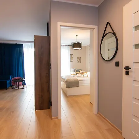 Maya's Flats & 50 - Aura 40